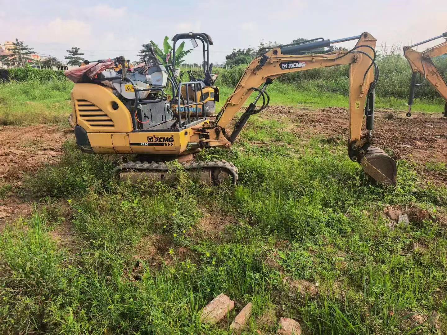 Buy XCMG XE17U Used Excavator