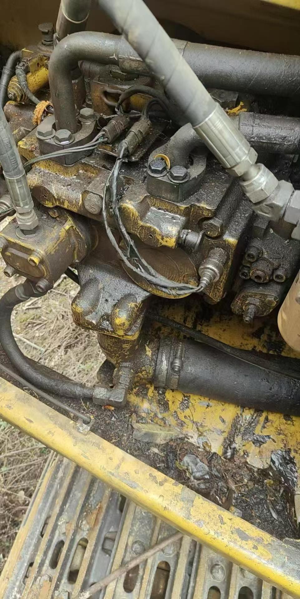 Buy Caterpillar 320D Used Excavator / 6