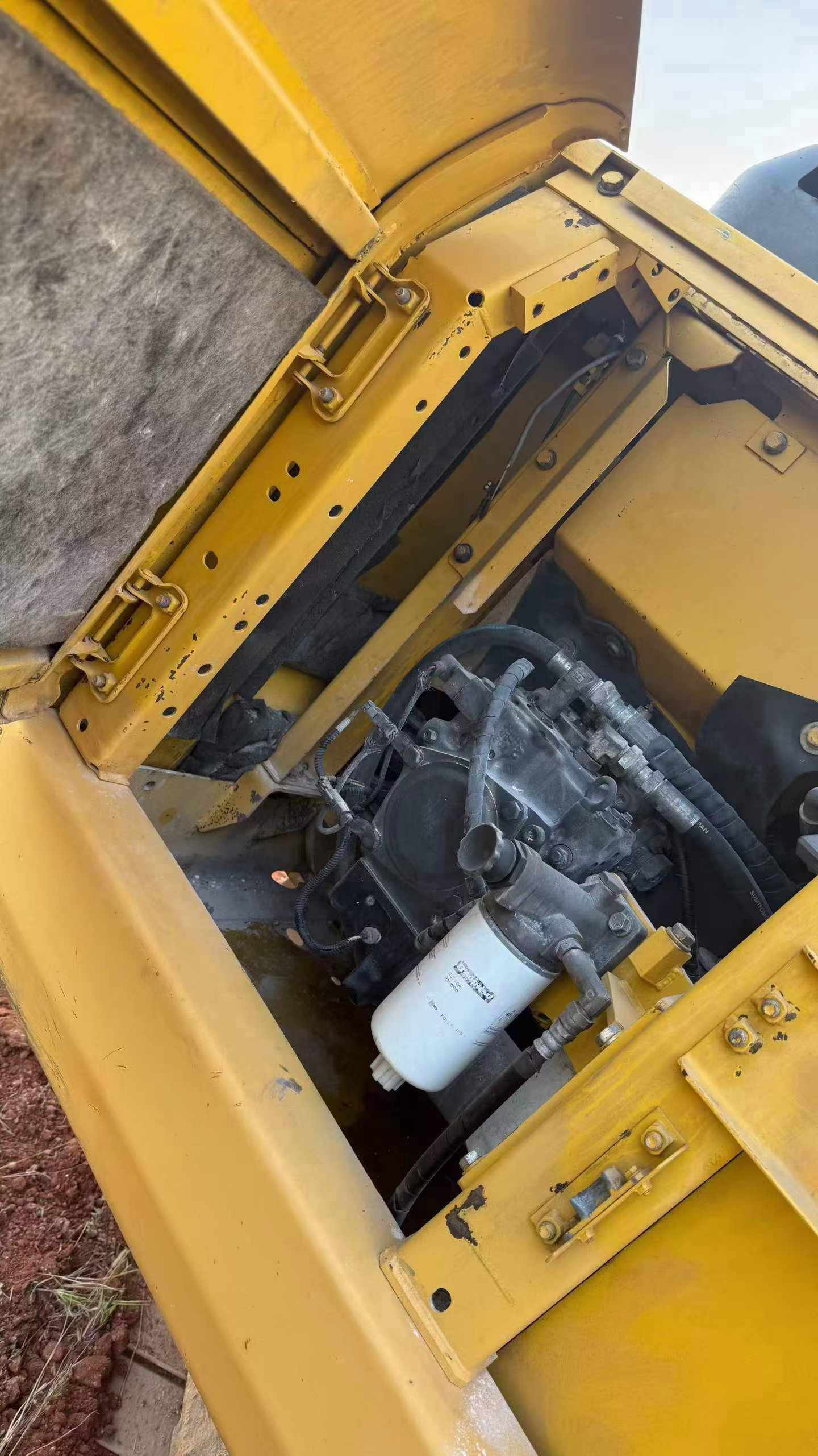 Купить Подержанный Экскаватор Komatsu PC120-8 / 8
