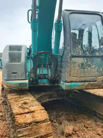 Buy Kobelco SK135 Used Excavator / 4 Buy Kobelco SK135 Used Excavator / 4