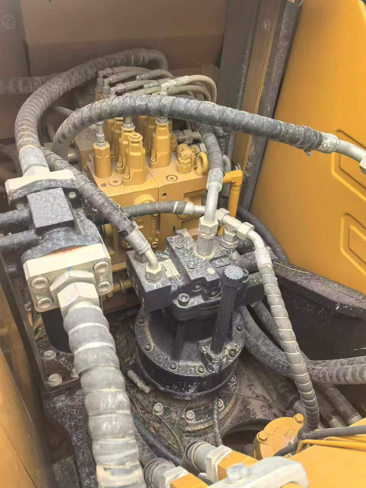 Buy Sany SY135 Used Excavator / 5 Buy Sany SY135 Used Excavator / 5