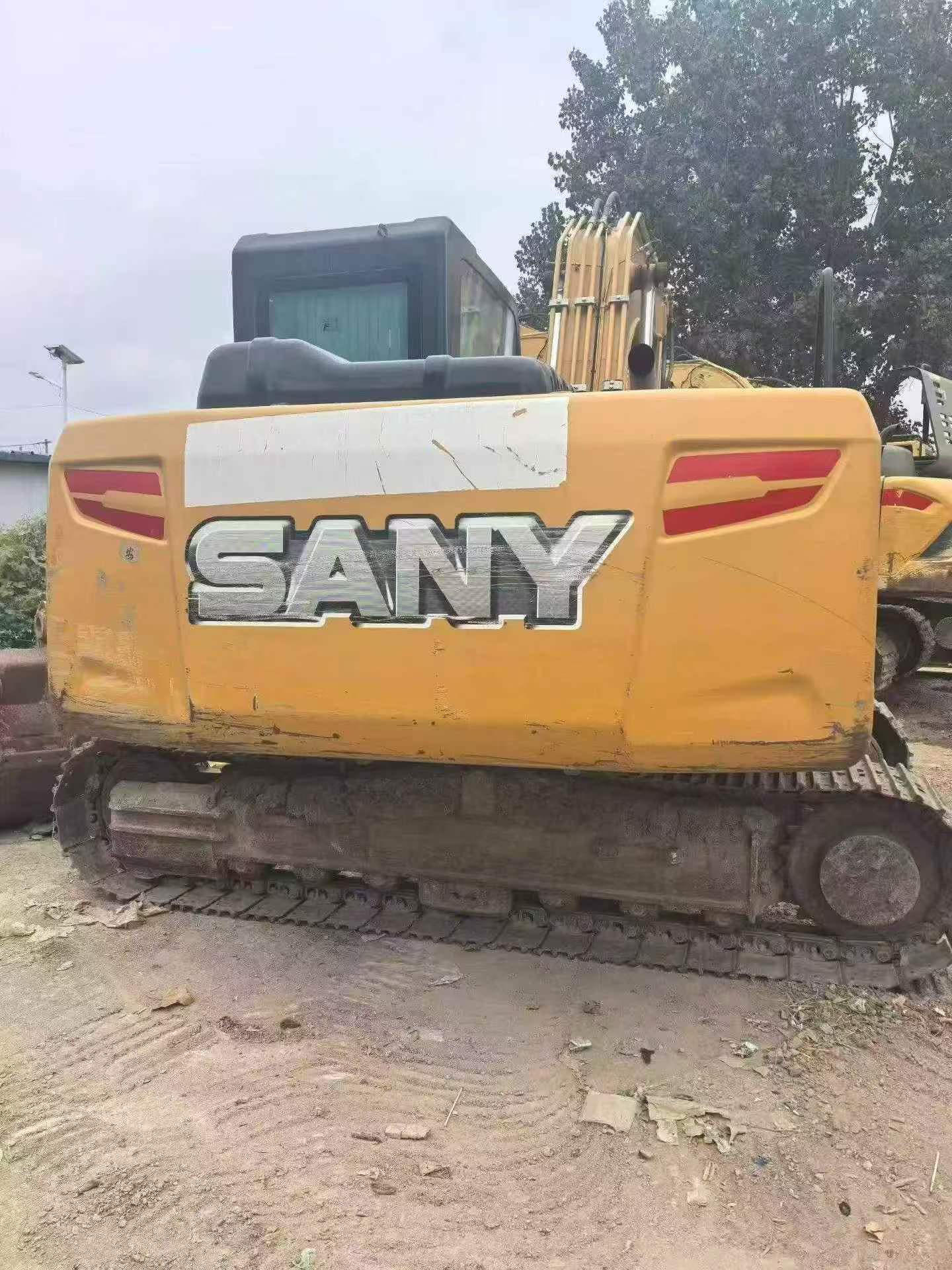 Buy Sany SY135 Used Excavator / 2 Buy Sany SY135 Used Excavator / 2