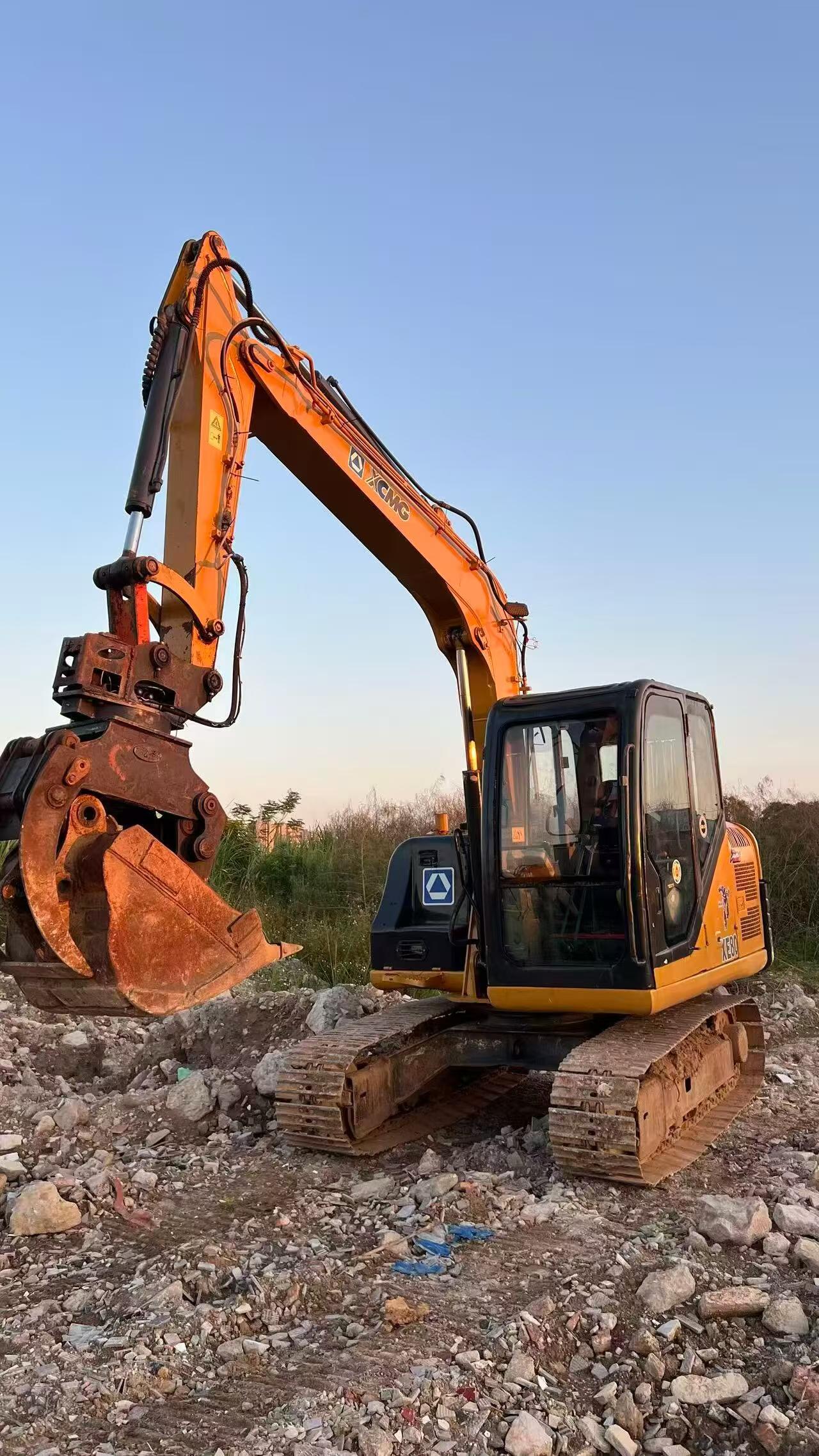 Buy XCMG XE80 Used Excavator / 4 Buy XCMG XE80 Used Excavator / 4