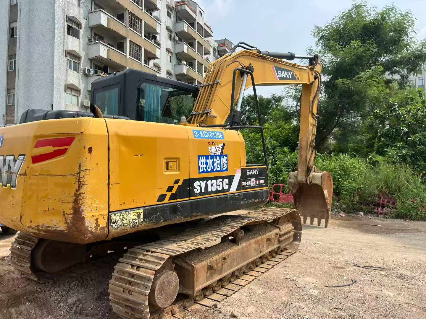 Купить Подержанный Экскаватор Sany SY135 / 2