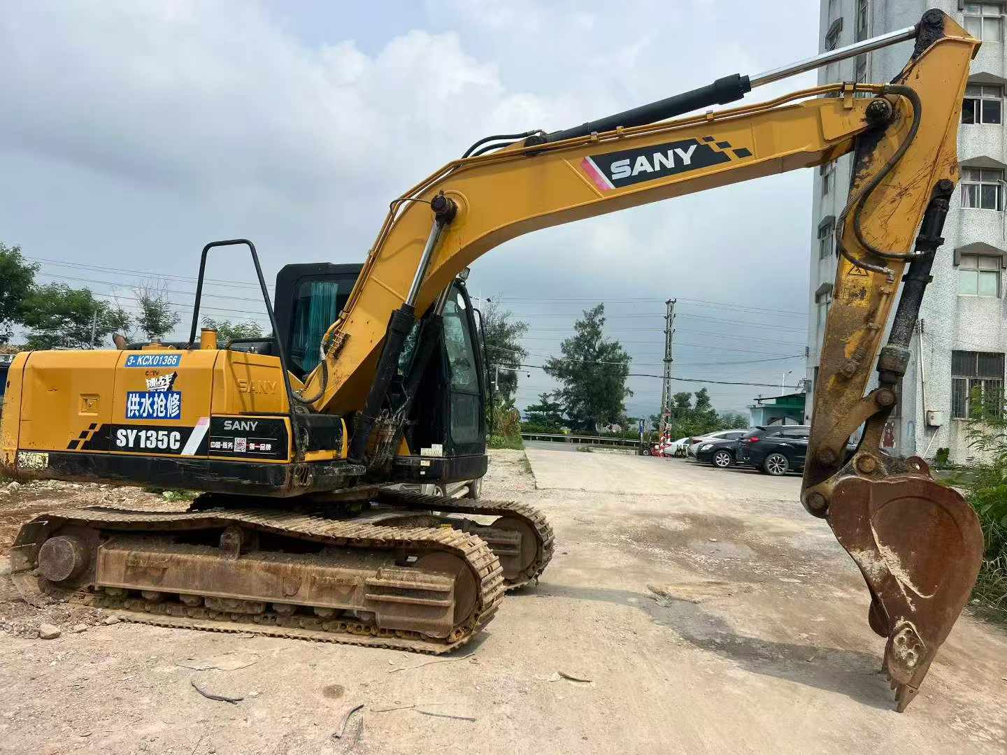 Купить Подержанный Экскаватор Sany SY135 / 5
