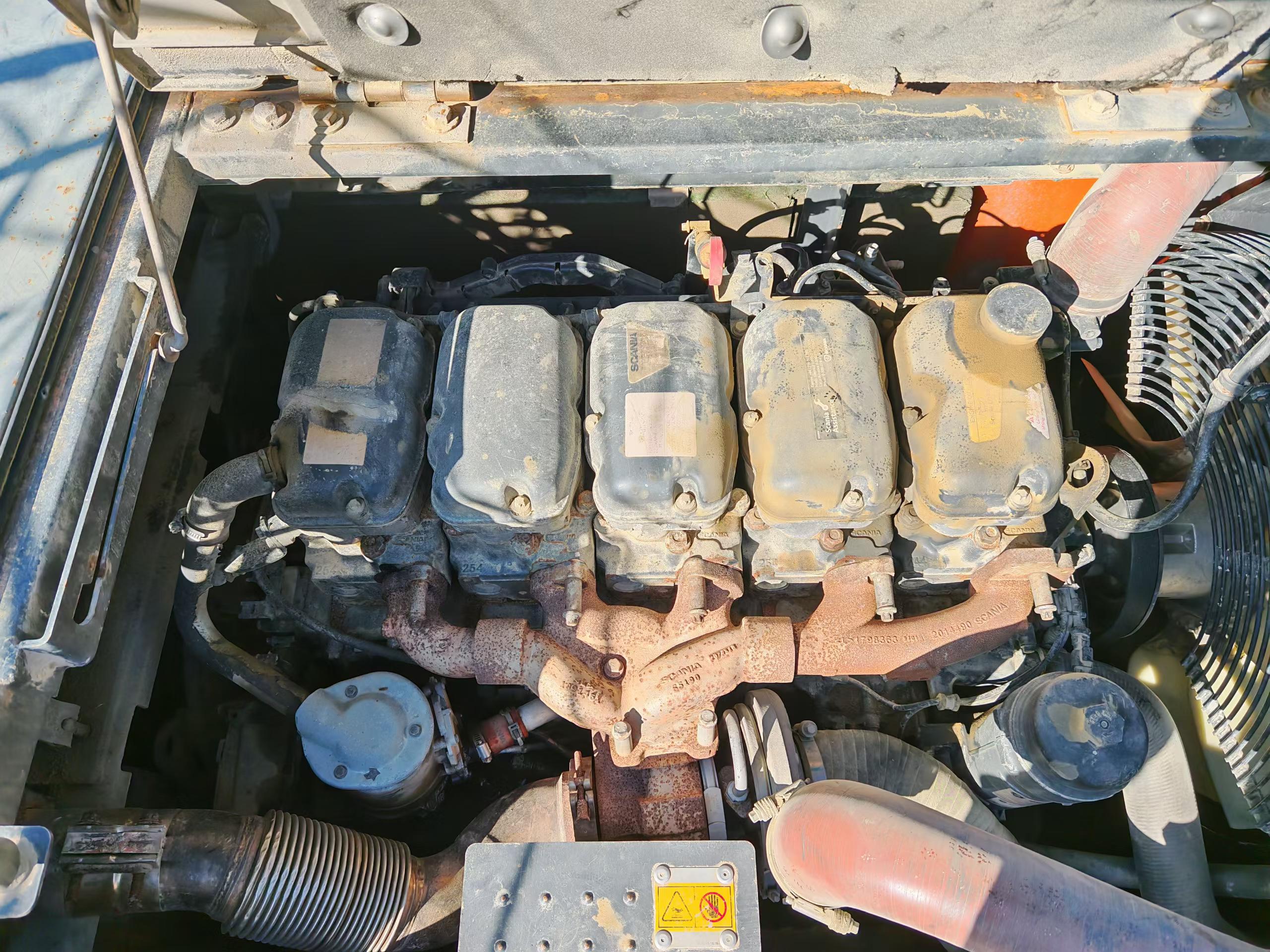 Buy Doosan DX380 Used Excavator / 6