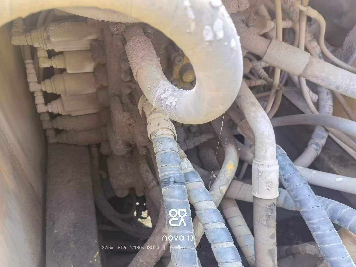 Купить Подержанный Экскаватор Komatsu PC220-8 / 5