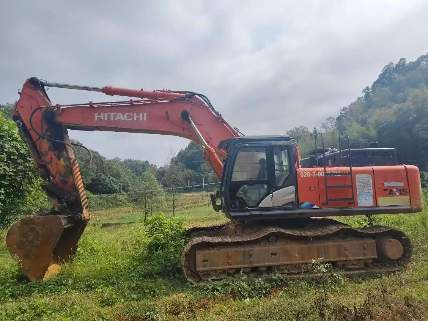 Купить Подержанный Экскаватор Hitachi ZX490LCH-5A / 4 Купить Подержанный Экскаватор Hitachi ZX490LCH-5A / 4