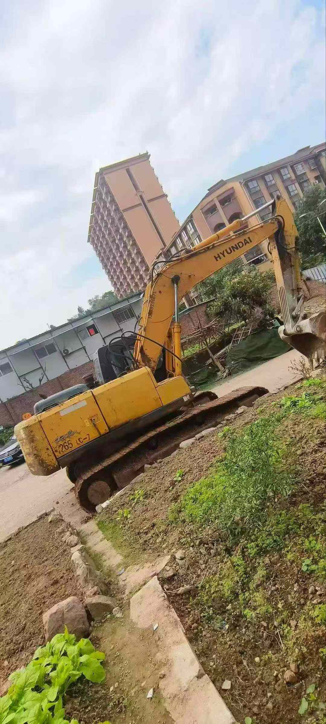Compre Excavadora Hyundai R225-7 Usada / 3