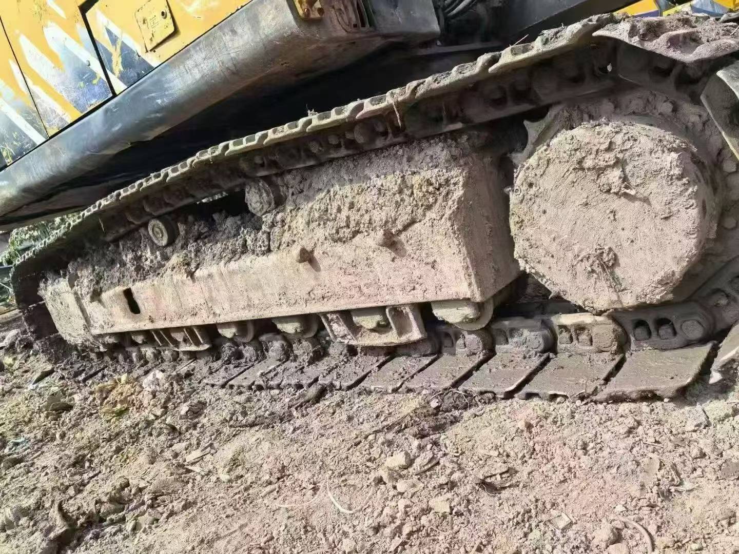 Купить Подержанный Экскаватор Volvo EC210B / 9