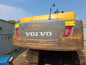 شراء حفارة Volvo L250G مستعملة / 2 شراء حفارة Volvo L250G مستعملة / 2