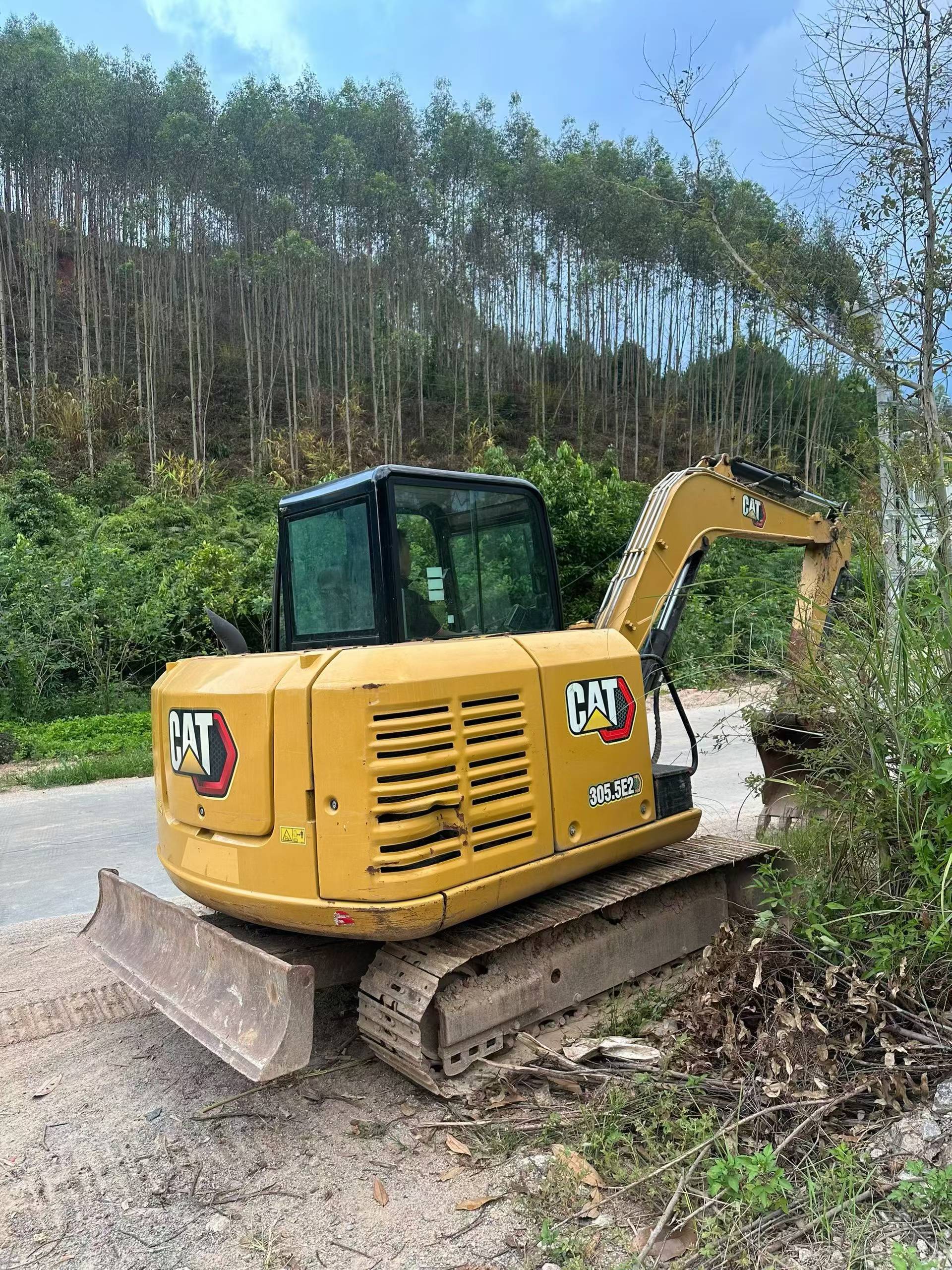 Comprar Caterpillar 305.5 Usado Excavadora