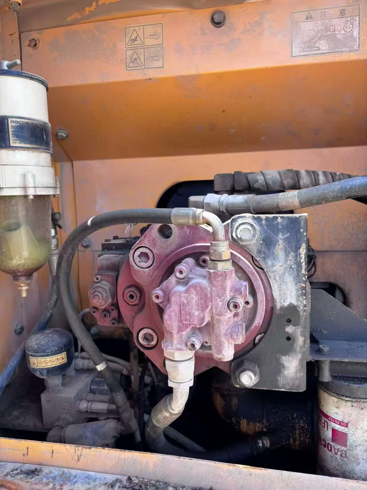 شراء حفارة Hyundai R215-7 مستعملة / 3