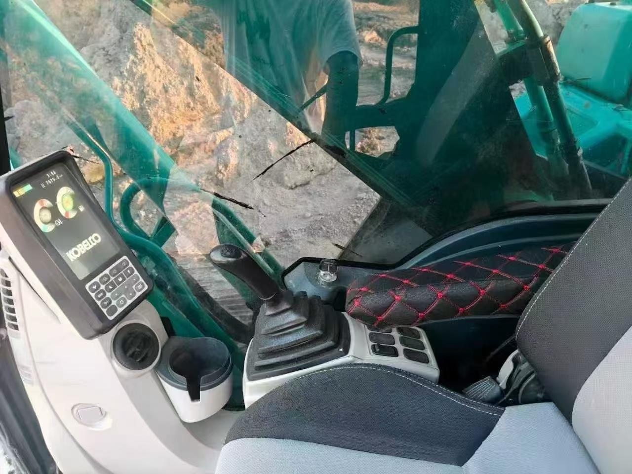 Купить Kobelco SK200 Подержанный Экскаватор