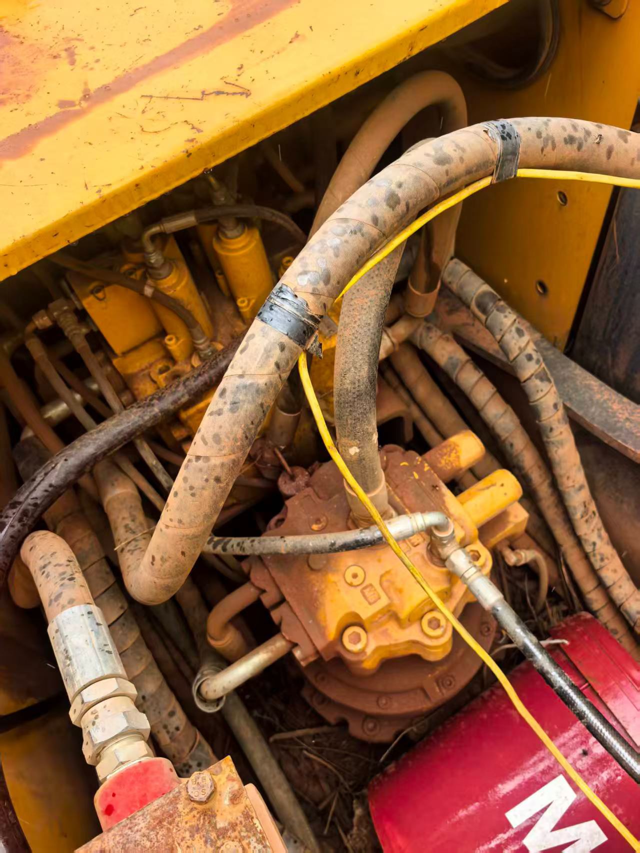 شراء حفارة Hyundai R215VS مستعملة / 2