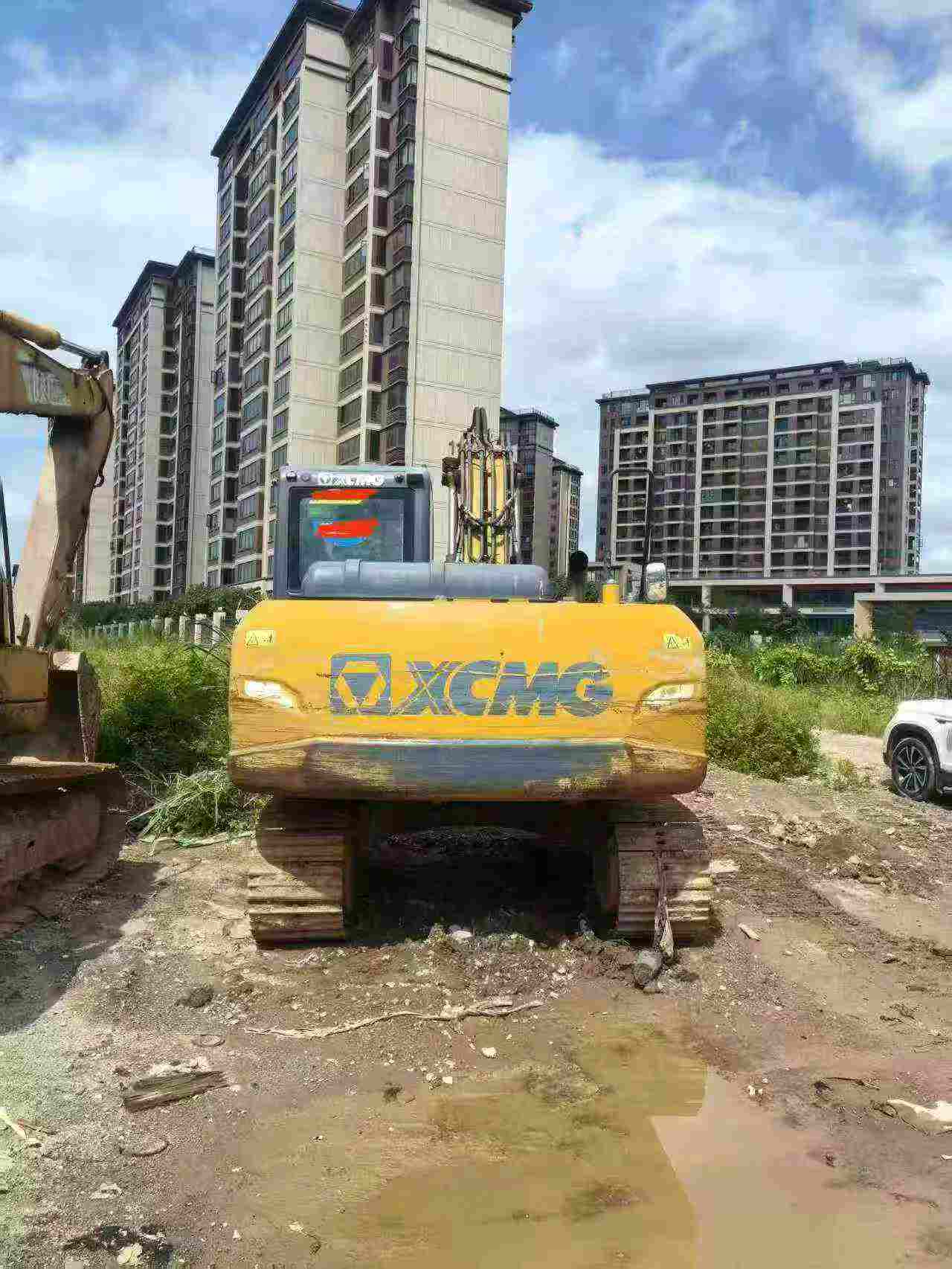 Acheter XCMG XE135B D'occasion Pelle