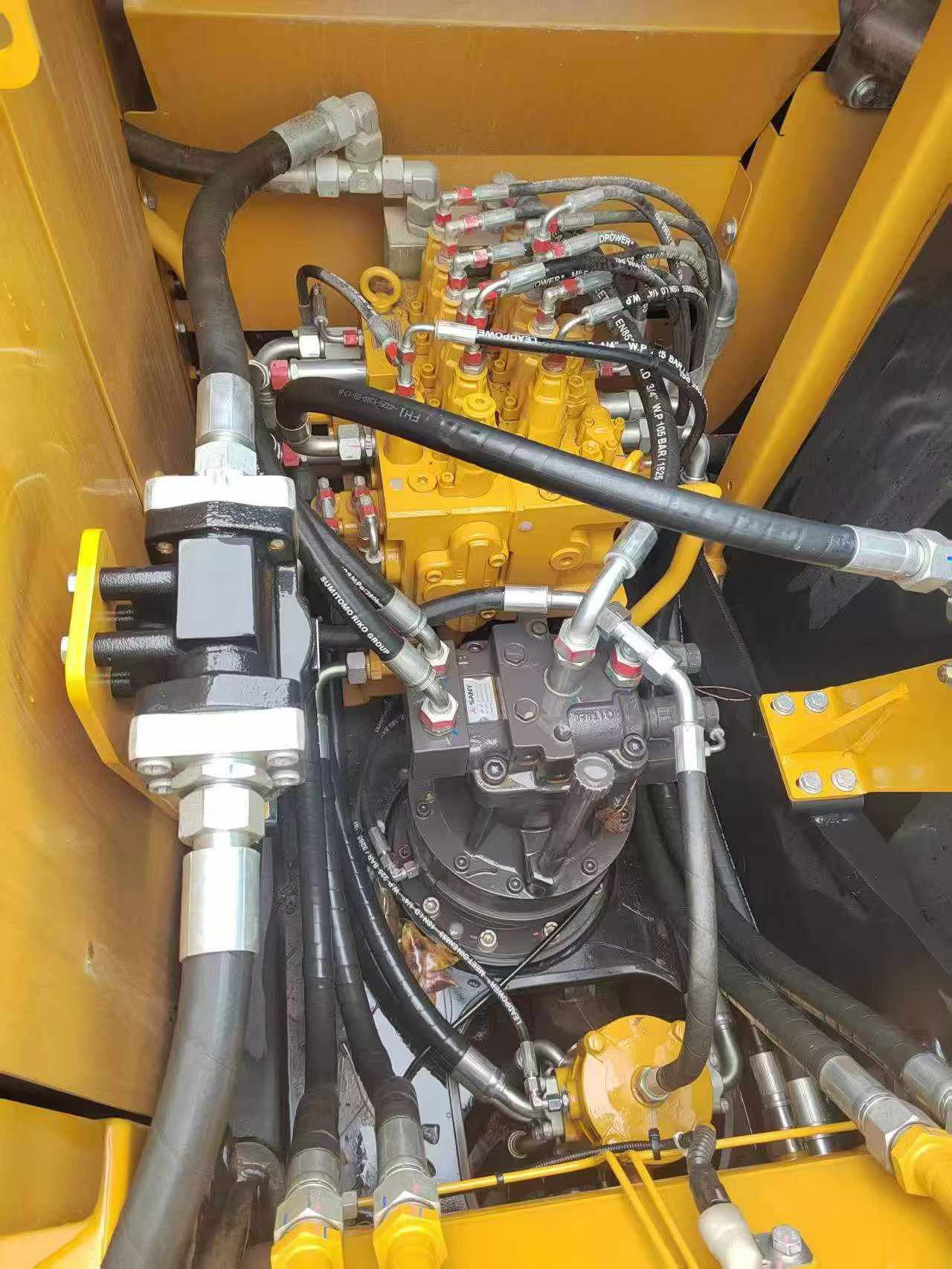 Купить Подержанный Экскаватор Sany SY135 / 4
