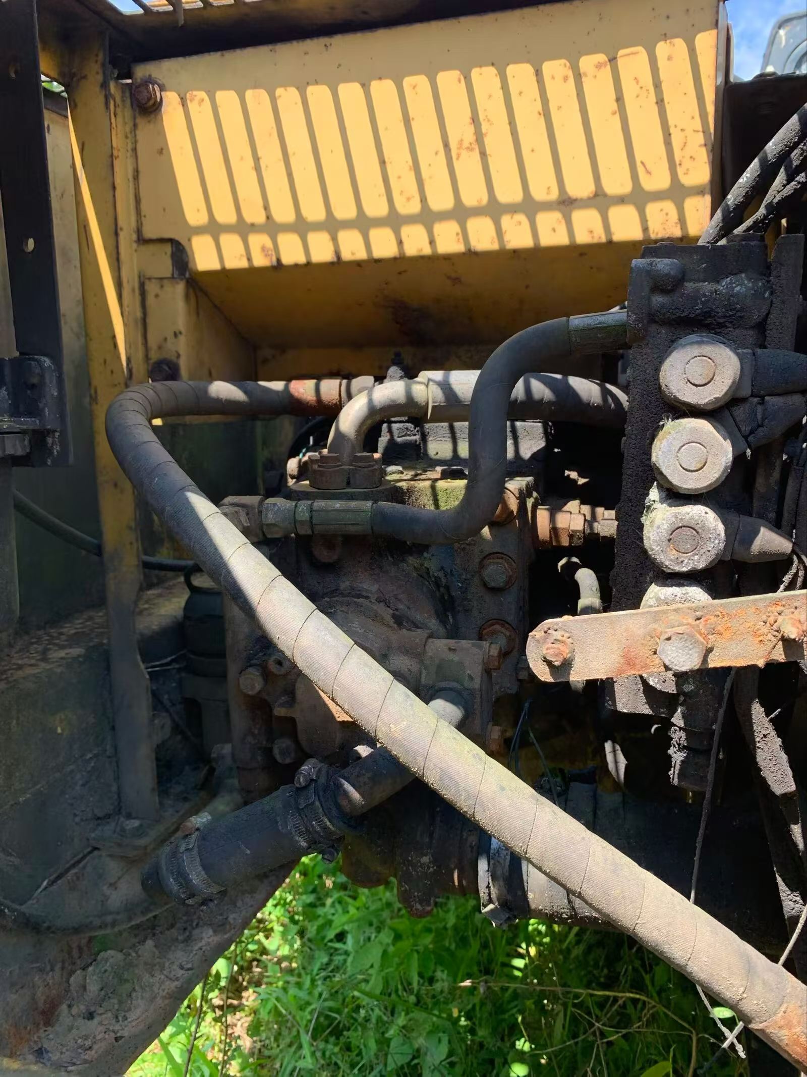 Acheter Pelle Komatsu PC100-6 d'occasion / 3