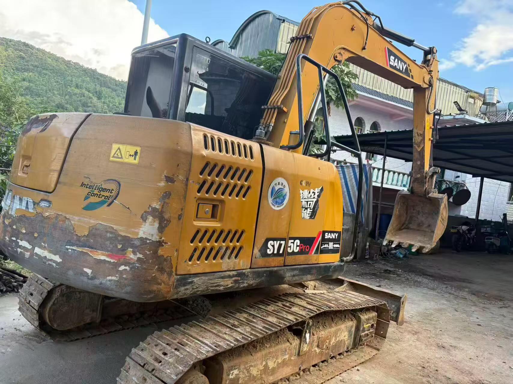 Купить Sany SY65C Подержанный Экскаватор