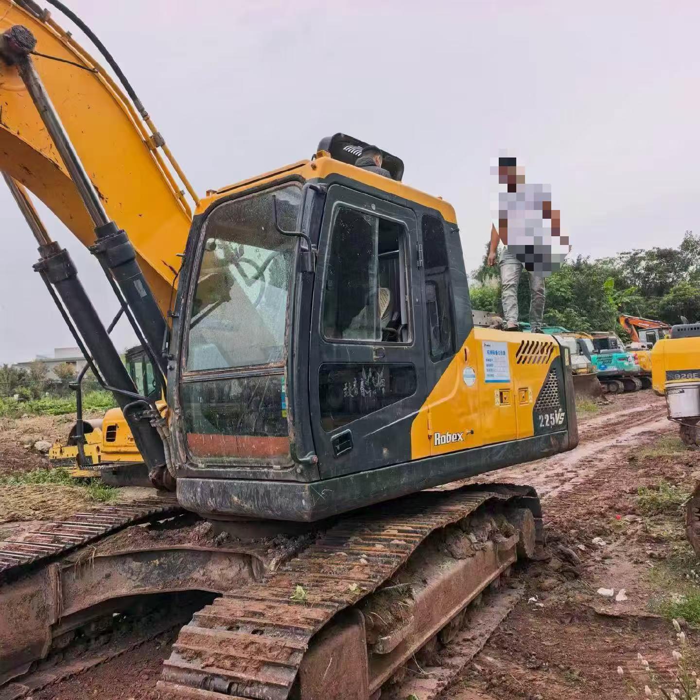 شراء Hyundai R215-7 مستعمل حفارة