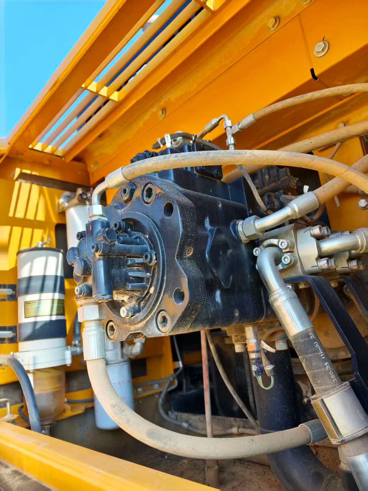 Купить Подержанный Экскаватор Sany SY375H / 4