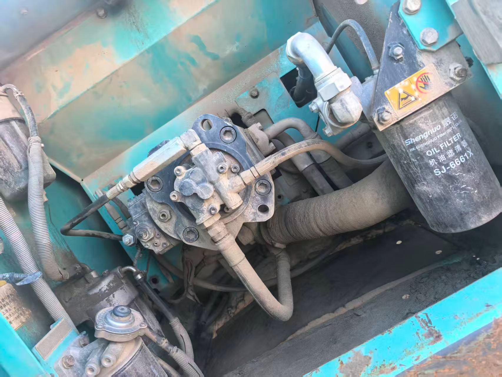 Купить Подержанный Экскаватор Kobelco SK210 / 4