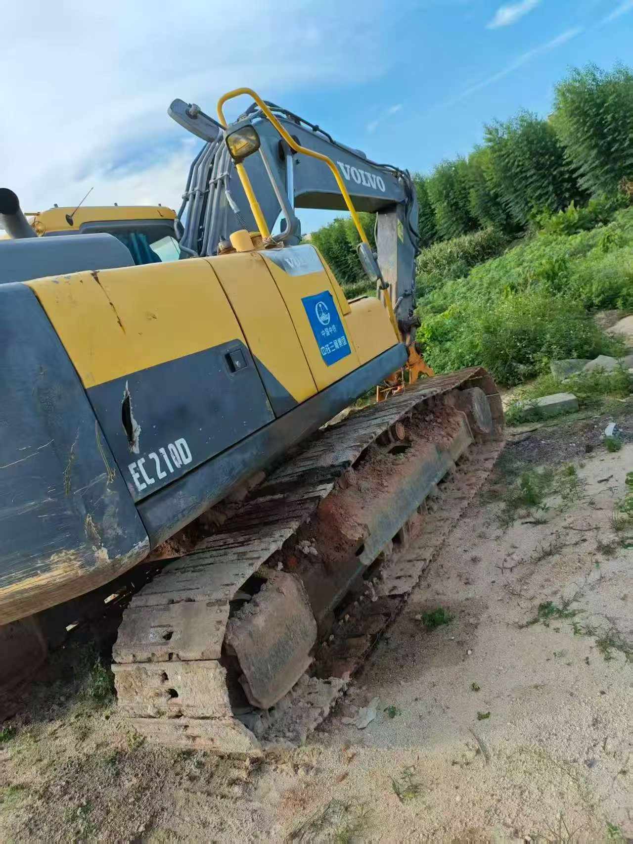 شراء Volvo EC210B مستعمل حفارة