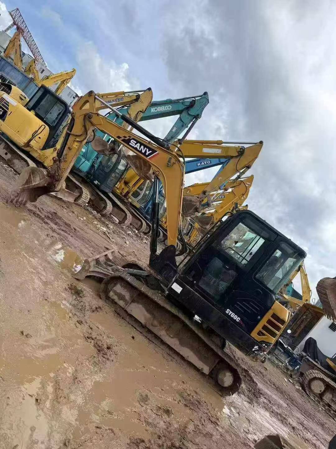 شراء Sany SY60 مستعمل حفارة