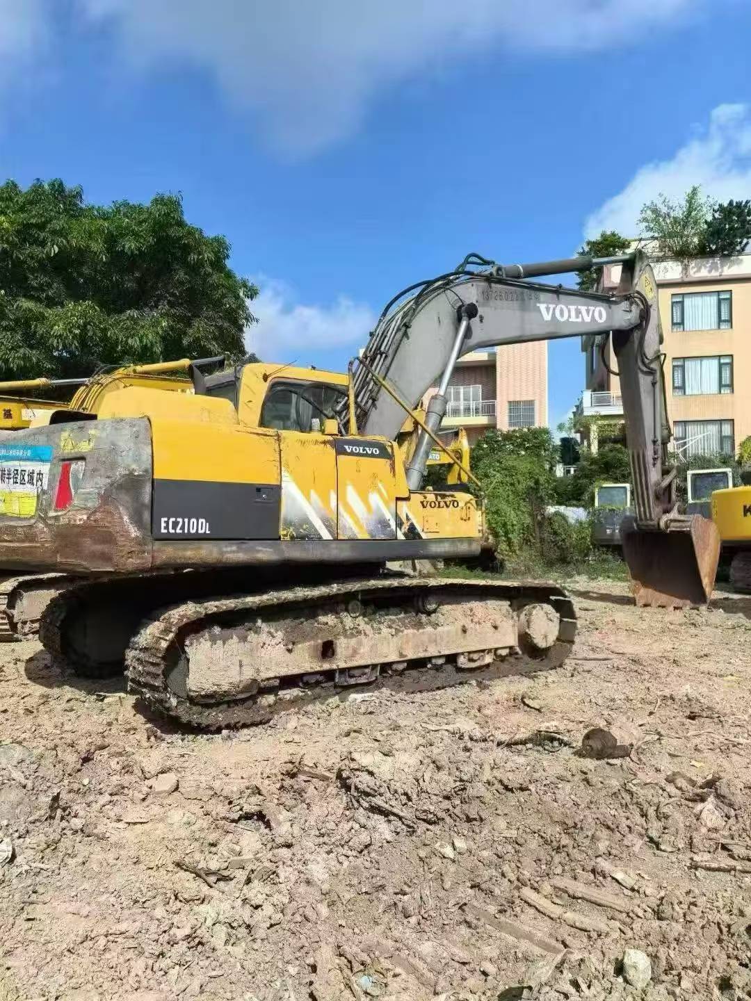 Купить Подержанный Экскаватор Volvo EC210B / 6