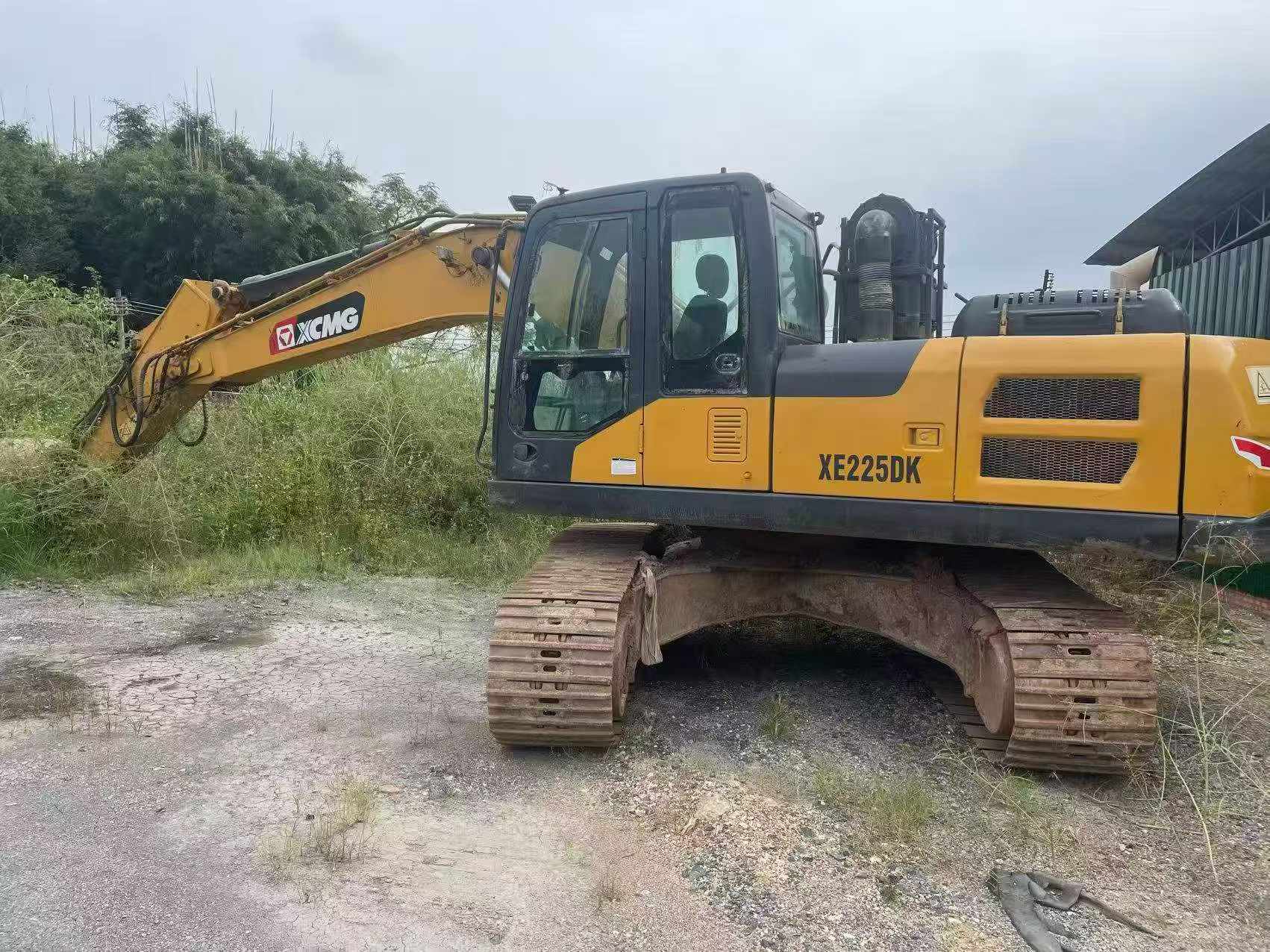 Acheter XCMG XE215DA D'occasion Pelle