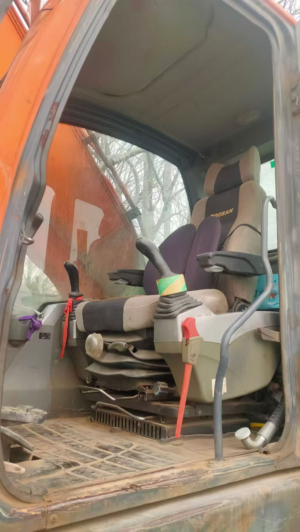Compre Excavadora Doosan S300 Usada / 2