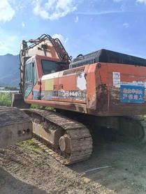 Compre Escavadeira Doosan DH370 Usada / 2 Compre Escavadeira Doosan DH370 Usada / 2