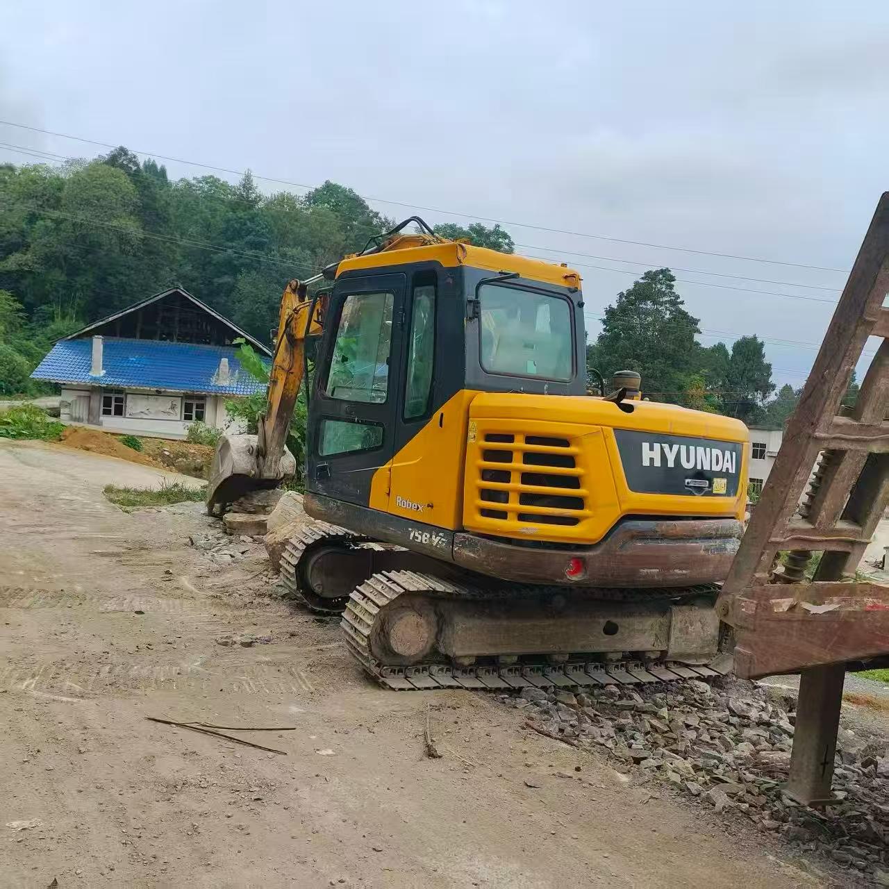 Acheter Hyundai HX75 D'occasion Pelle