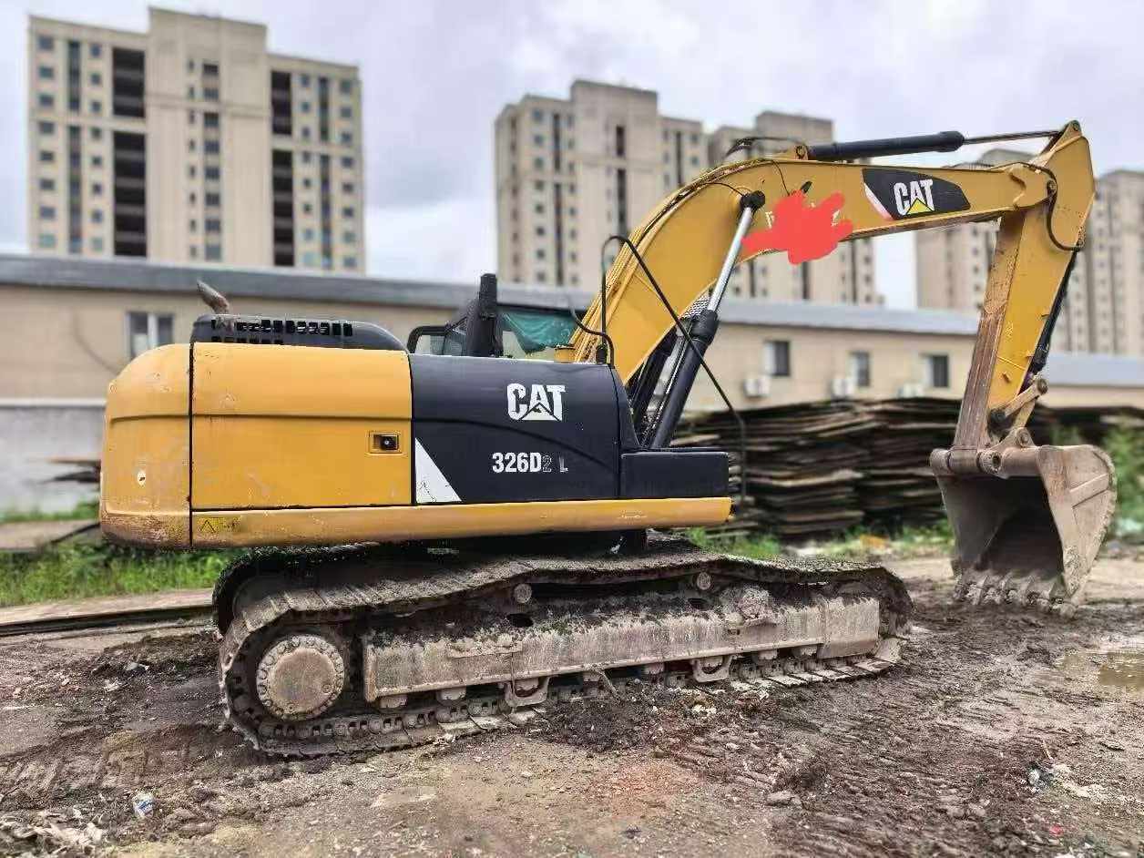 شراء حفارة Caterpillar 326DL مستعملة / 4