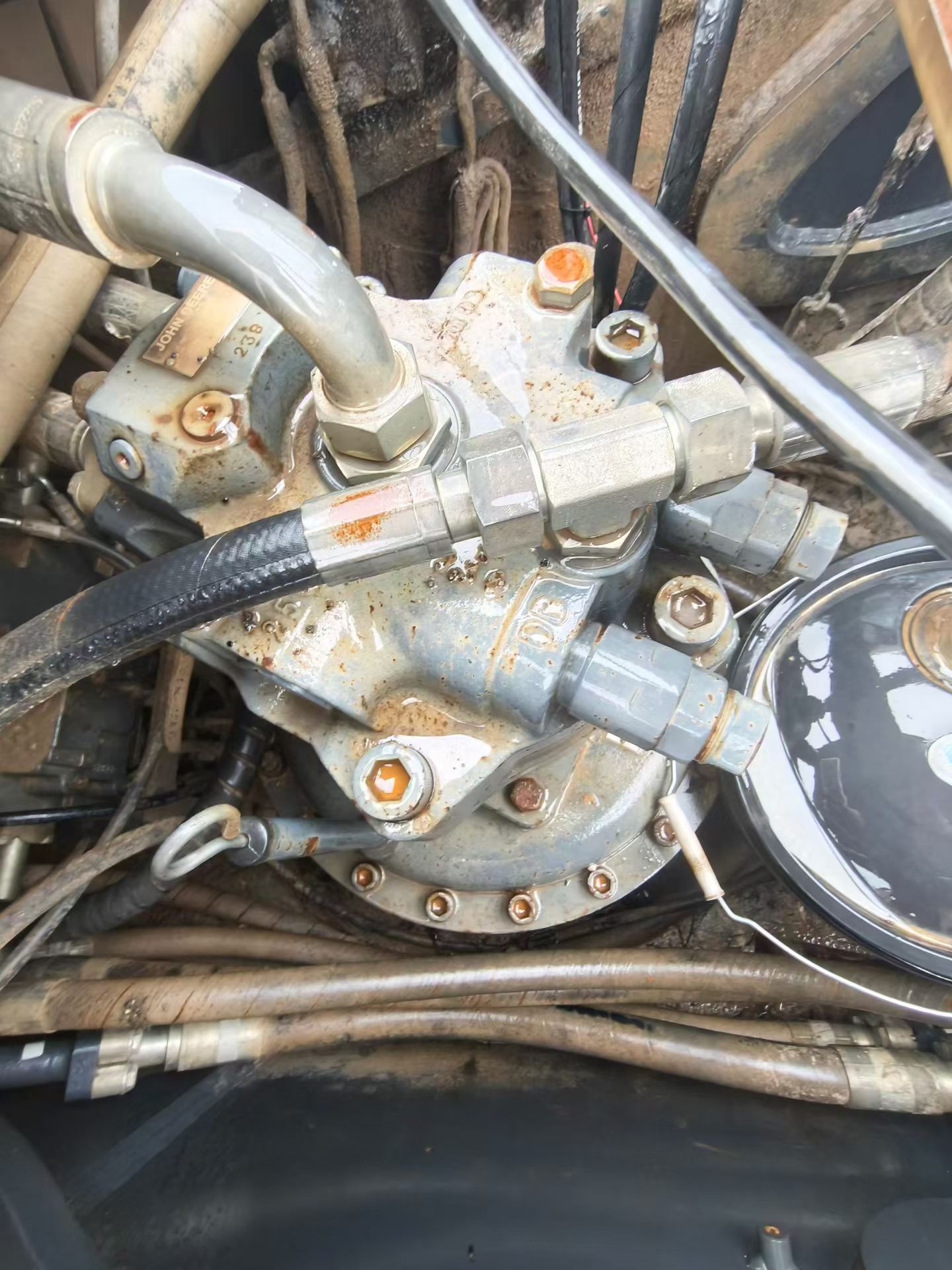 Купить Подержанный Экскаватор Sany SY200C / 6