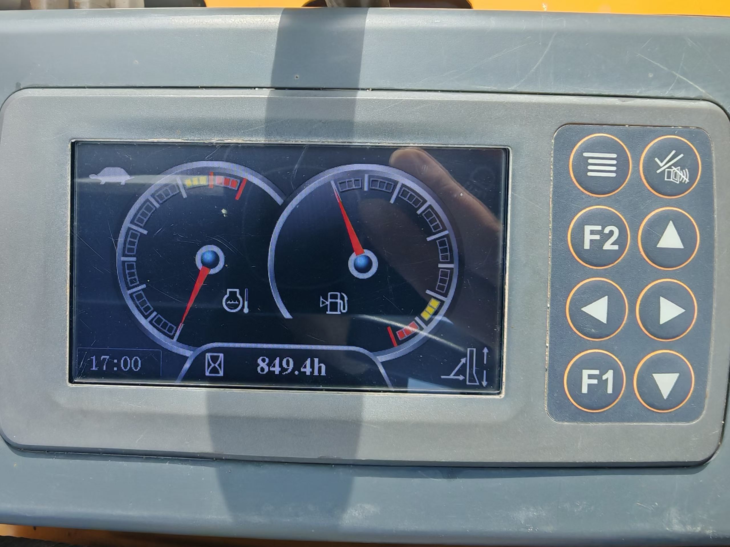 Купить Подержанный Экскаватор XCMG XE17U / 5