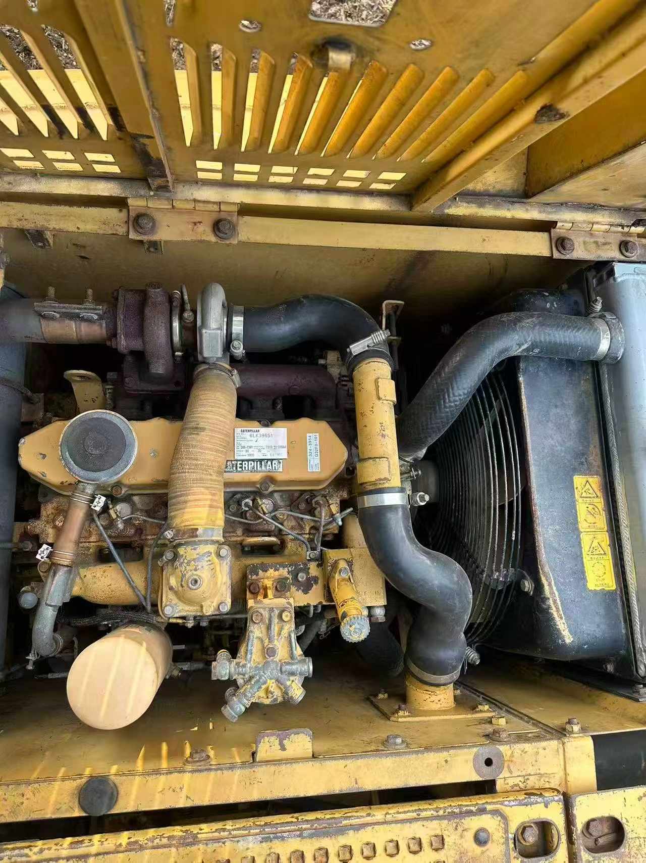 شراء حفارة Caterpillar 312C مستعملة / 3