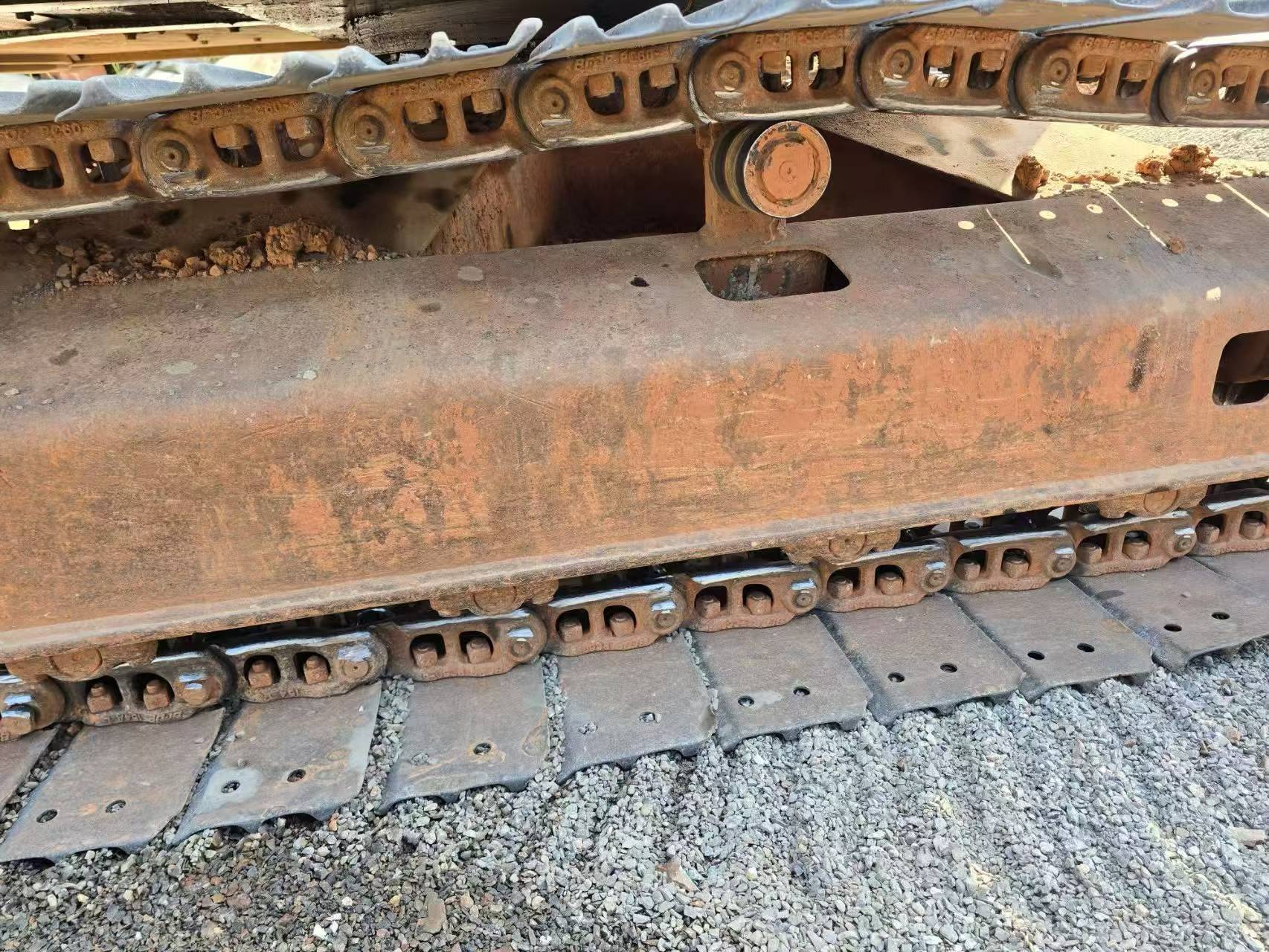 شراء حفارة Kobelco SK75 مستعملة / 9