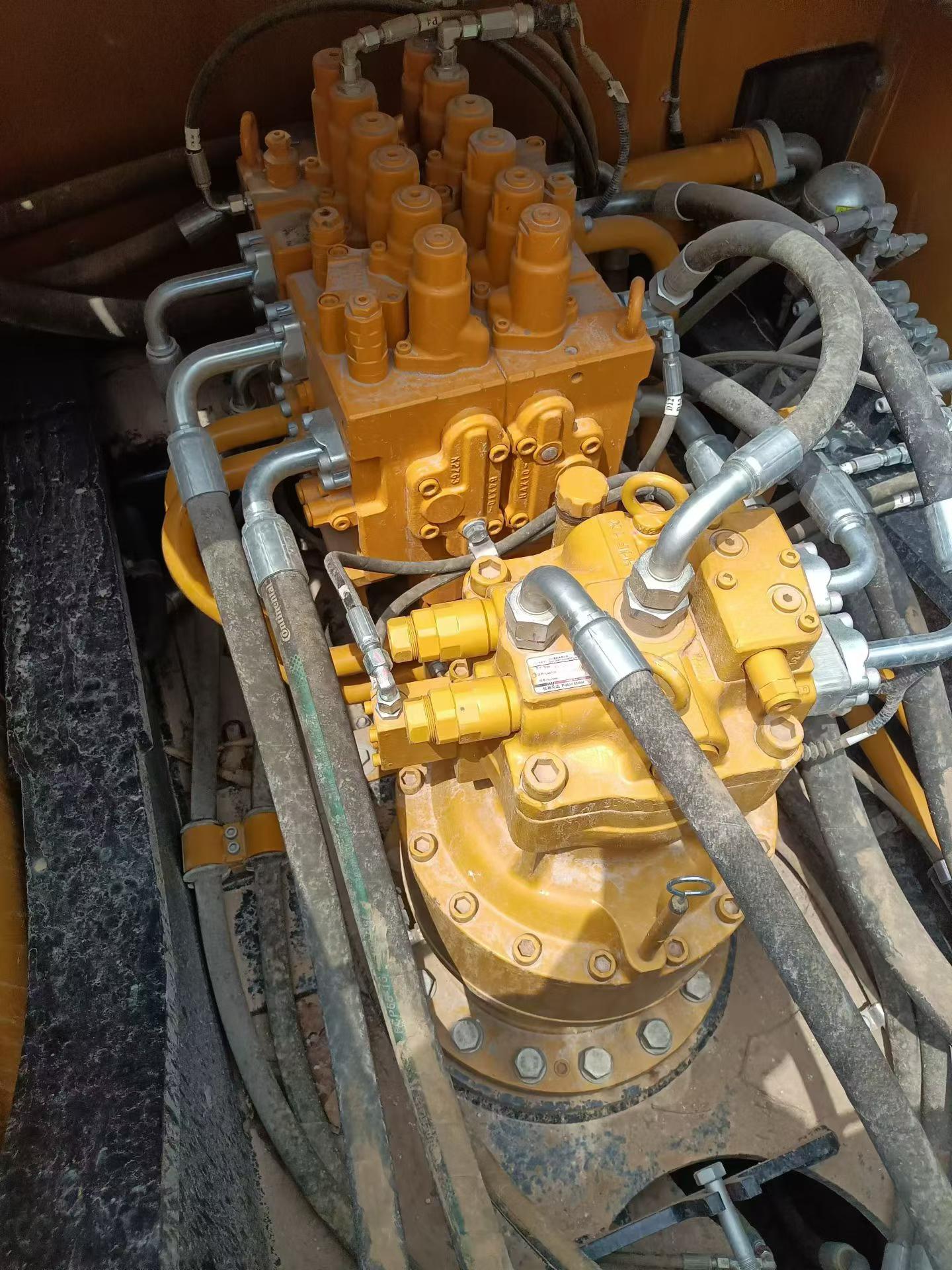 Купить Sany SY245H Подержанный Экскаватор