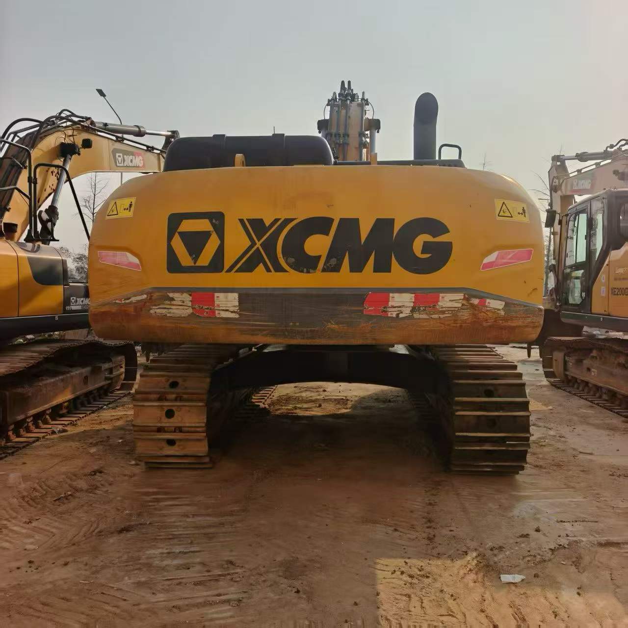 Compre Excavadora XCMG XE380K Usada / 3