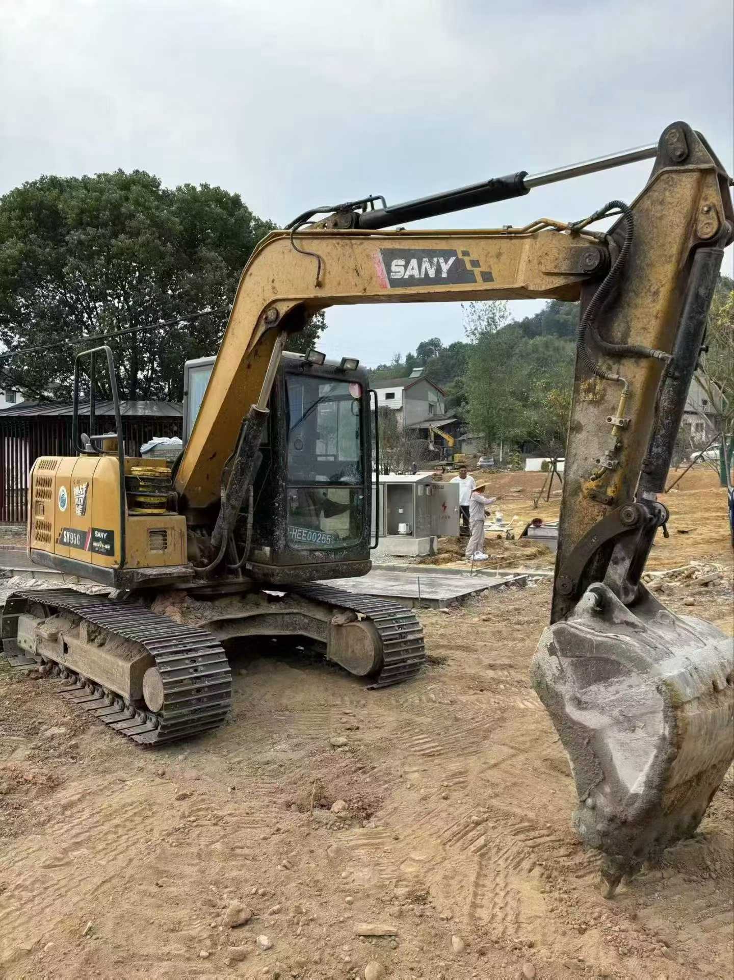 Купить Подержанный Экскаватор Sany SY75 / 5
