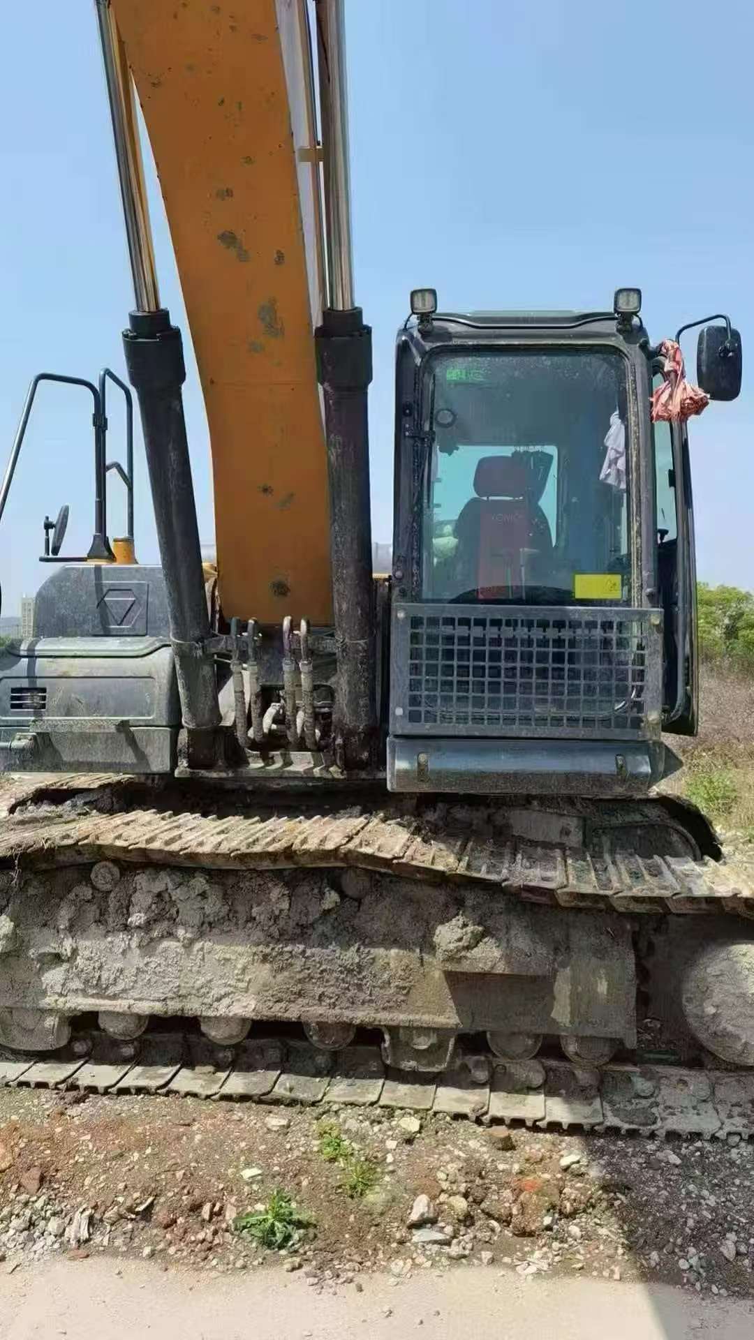 Compre Escavadeira XCMG XE245D Usada / 3