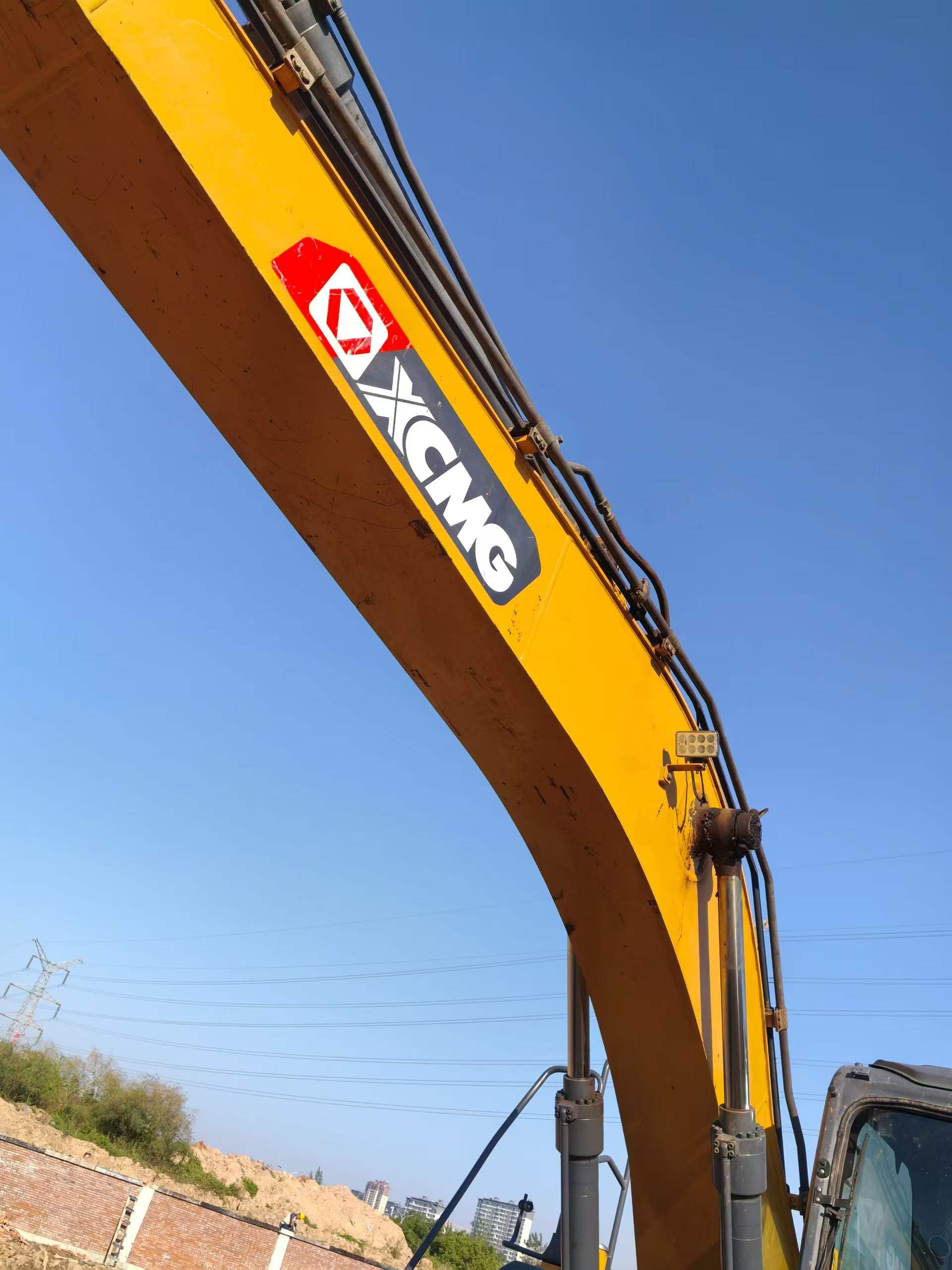 شراء حفارة XCMG XE205DA مستعملة / 9