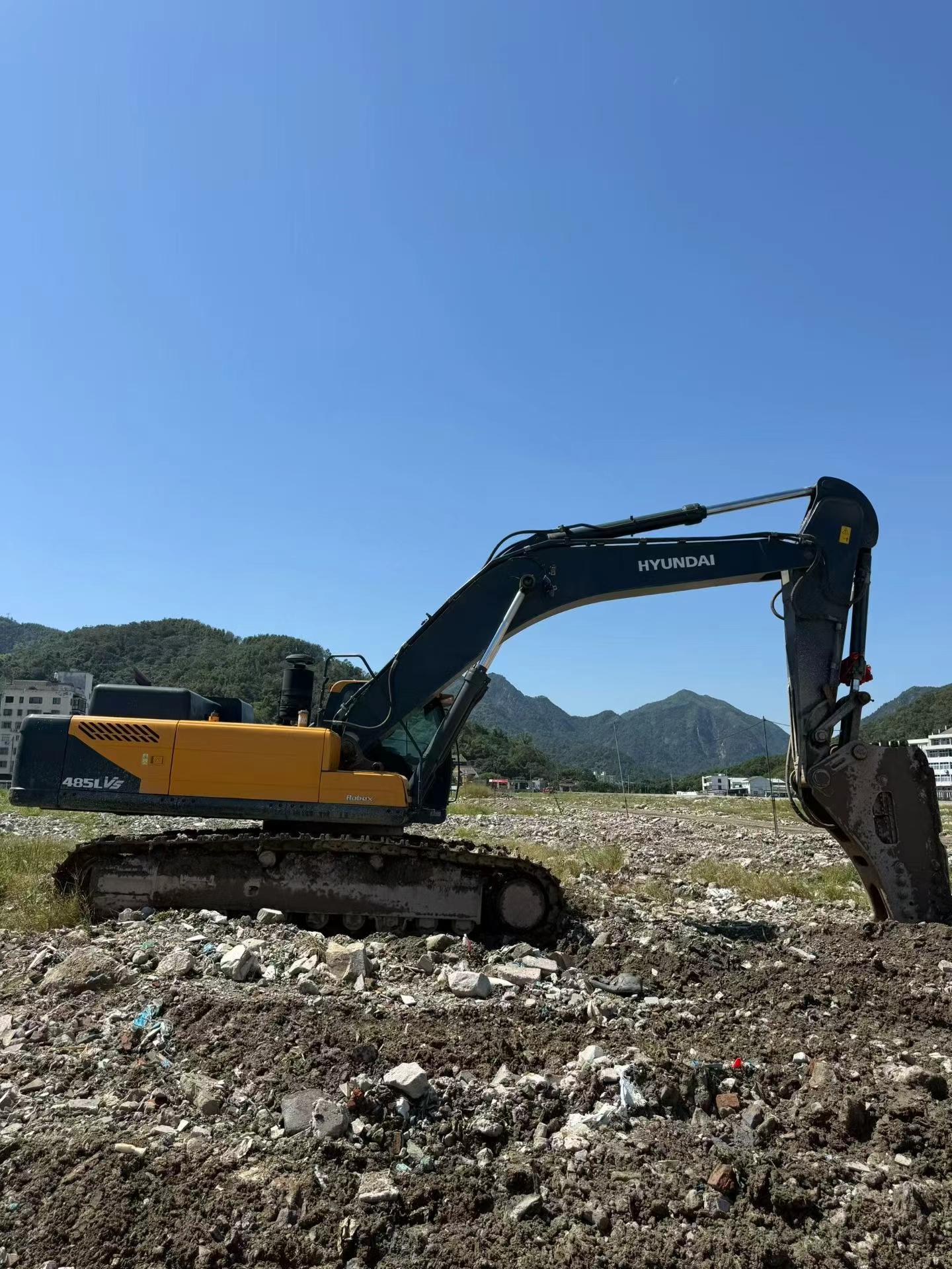 شراء حفارة Hyundai R485LVS مستعملة / 2