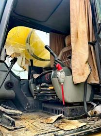 Купить Подержанный Экскаватор Komatsu PC650 / 8 Купить Подержанный Экскаватор Komatsu PC650 / 8