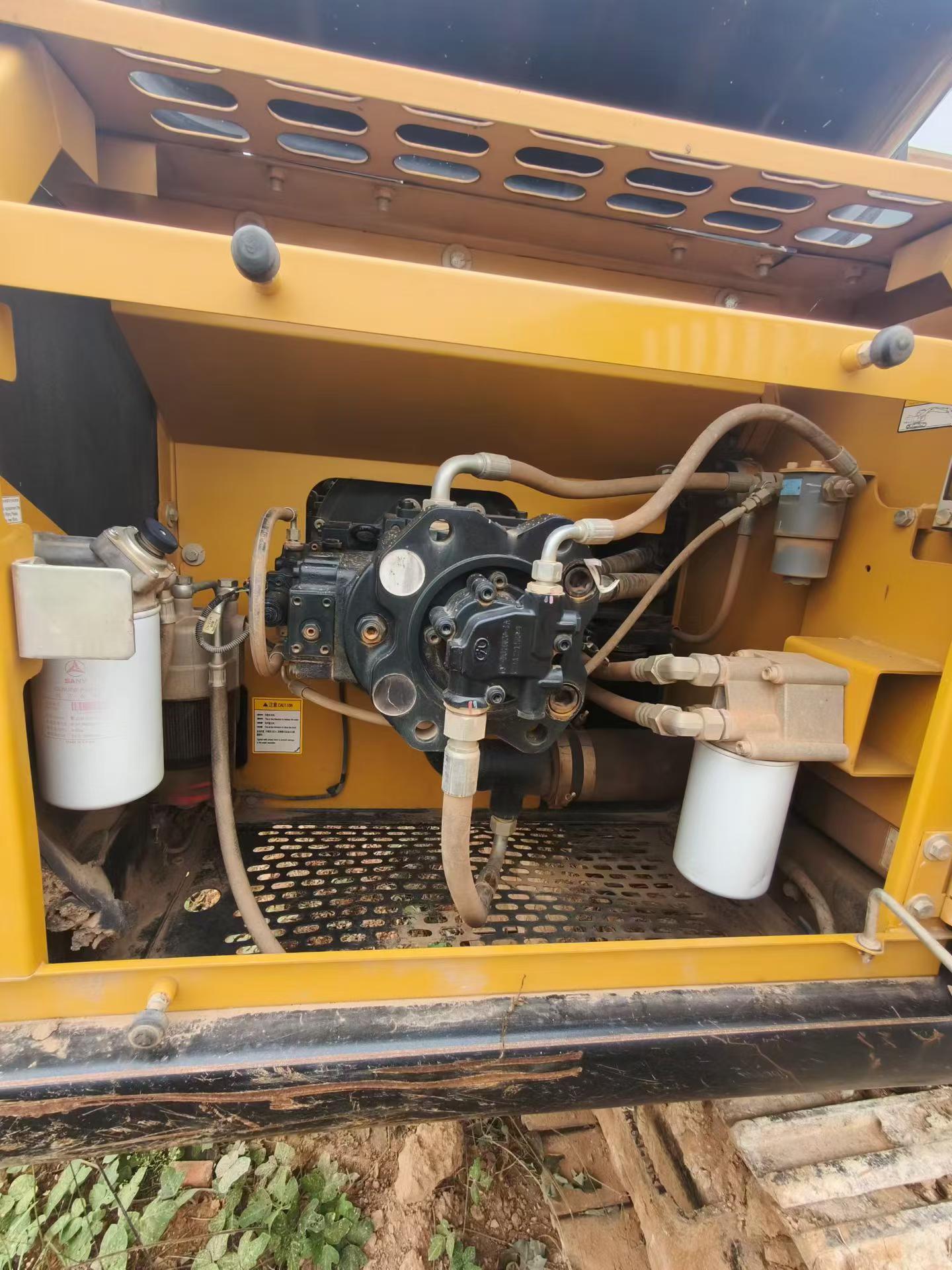 Купить Подержанный Экскаватор Sany SY200C / 3