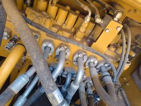 Acheter Pelle Caterpillar 323 d'occasion / 2 Acheter Pelle Caterpillar 323 d'occasion / 2