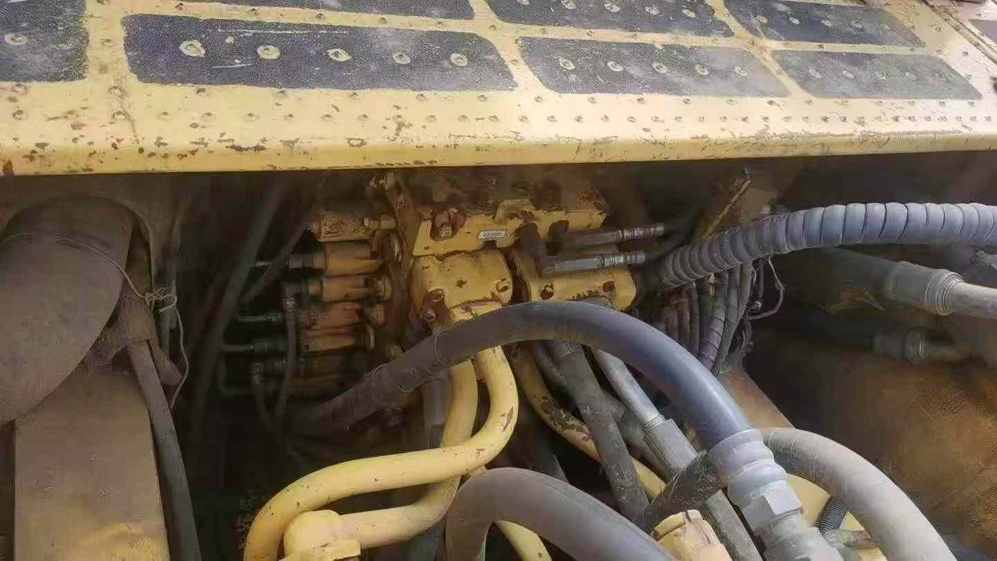 Купить Подержанный Экскаватор Komatsu PC450-8 / 3
