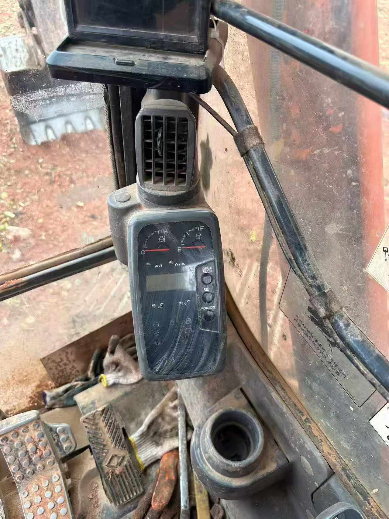 Buy Hitachi ZX200-3G Used Excavator / 6 Buy Hitachi ZX200-3G Used Excavator / 6