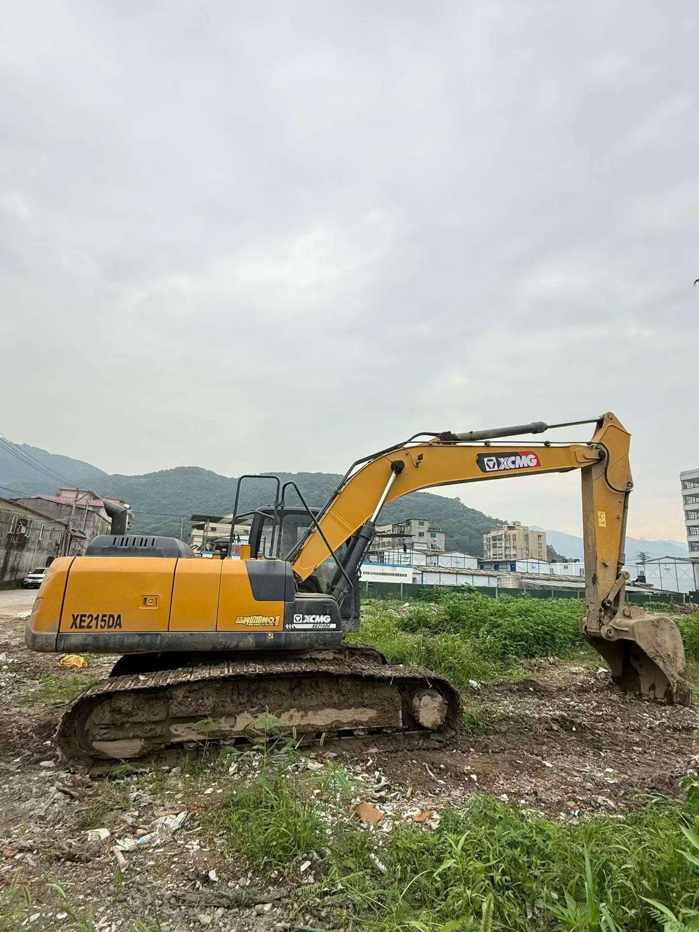 Comprar XCMG XE215DA Usado Excavadora